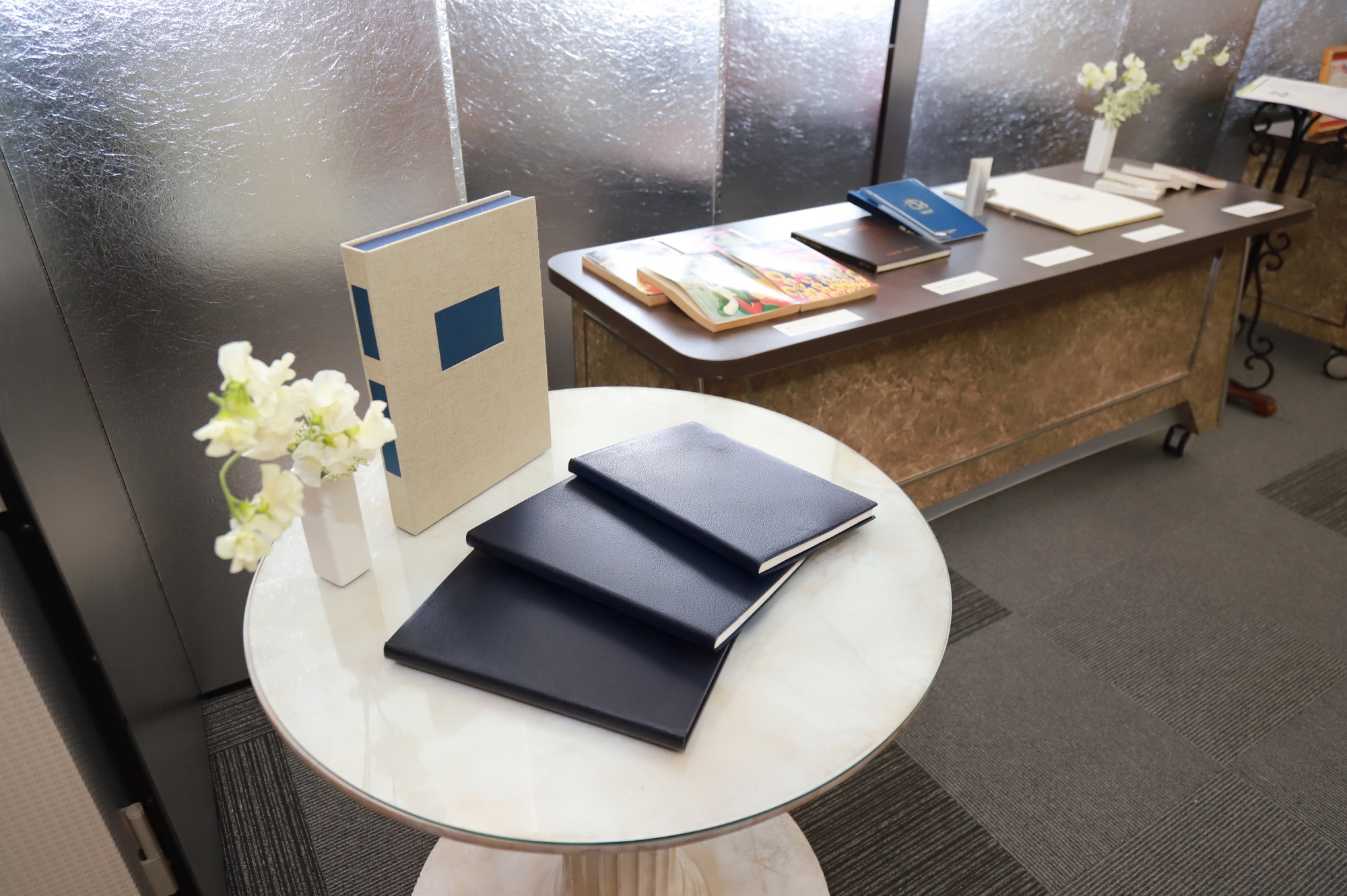 追悼品展示コーナー